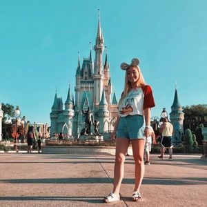 Meet your Posher, Melissa